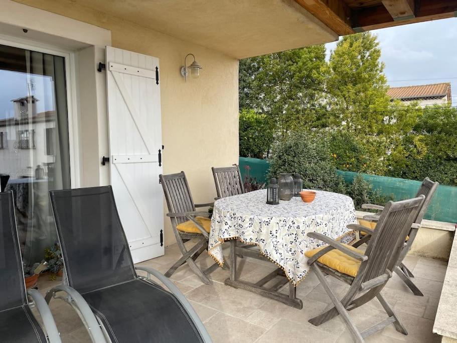 Bas De Villa Chez Marta Antibes Exterior photo